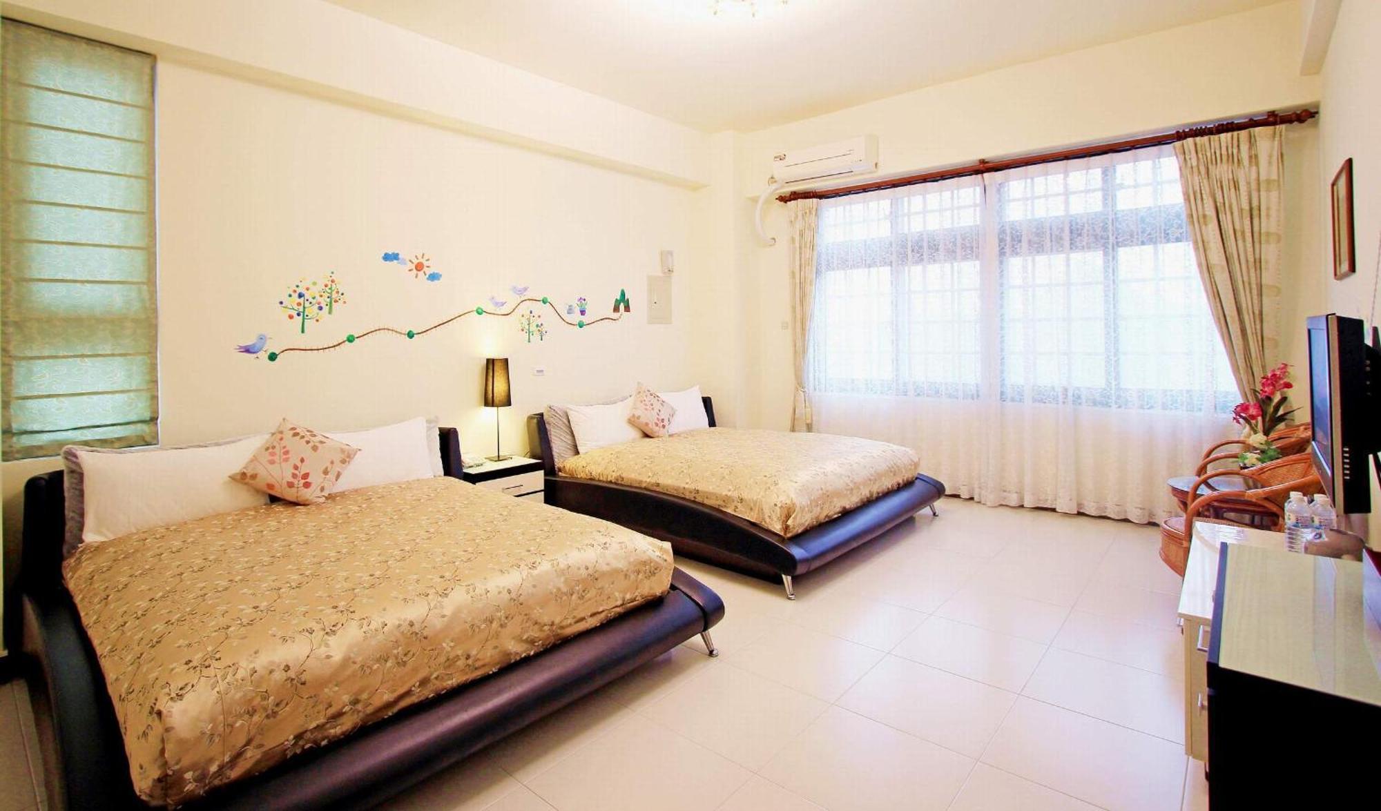 Green Window Homestay綠窗小築天安居民宿 Città di Hualien Esterno foto