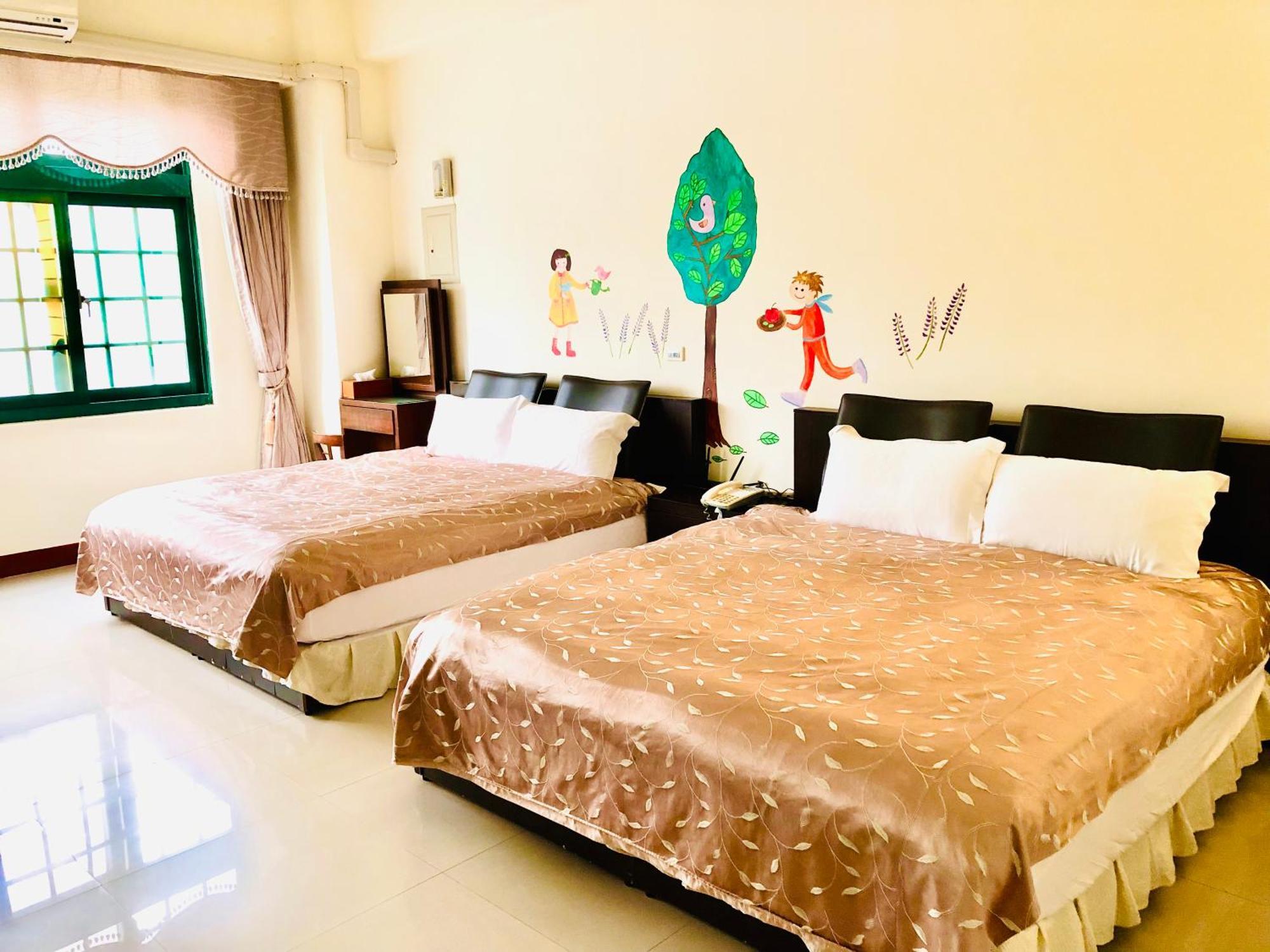 Green Window Homestay綠窗小築天安居民宿 Città di Hualien Esterno foto